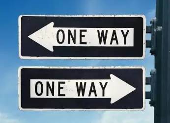 老說“人設崩塌”,它的英文該怎么說?