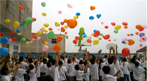 統(tǒng)帥定制愛(ài) 六一留守兒童關(guān)愛(ài)行