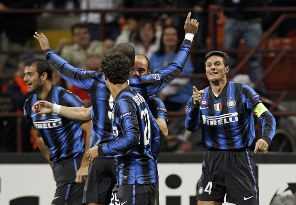 歐冠：國米連失三球險勝熱刺 巴薩曼聯獲小勝